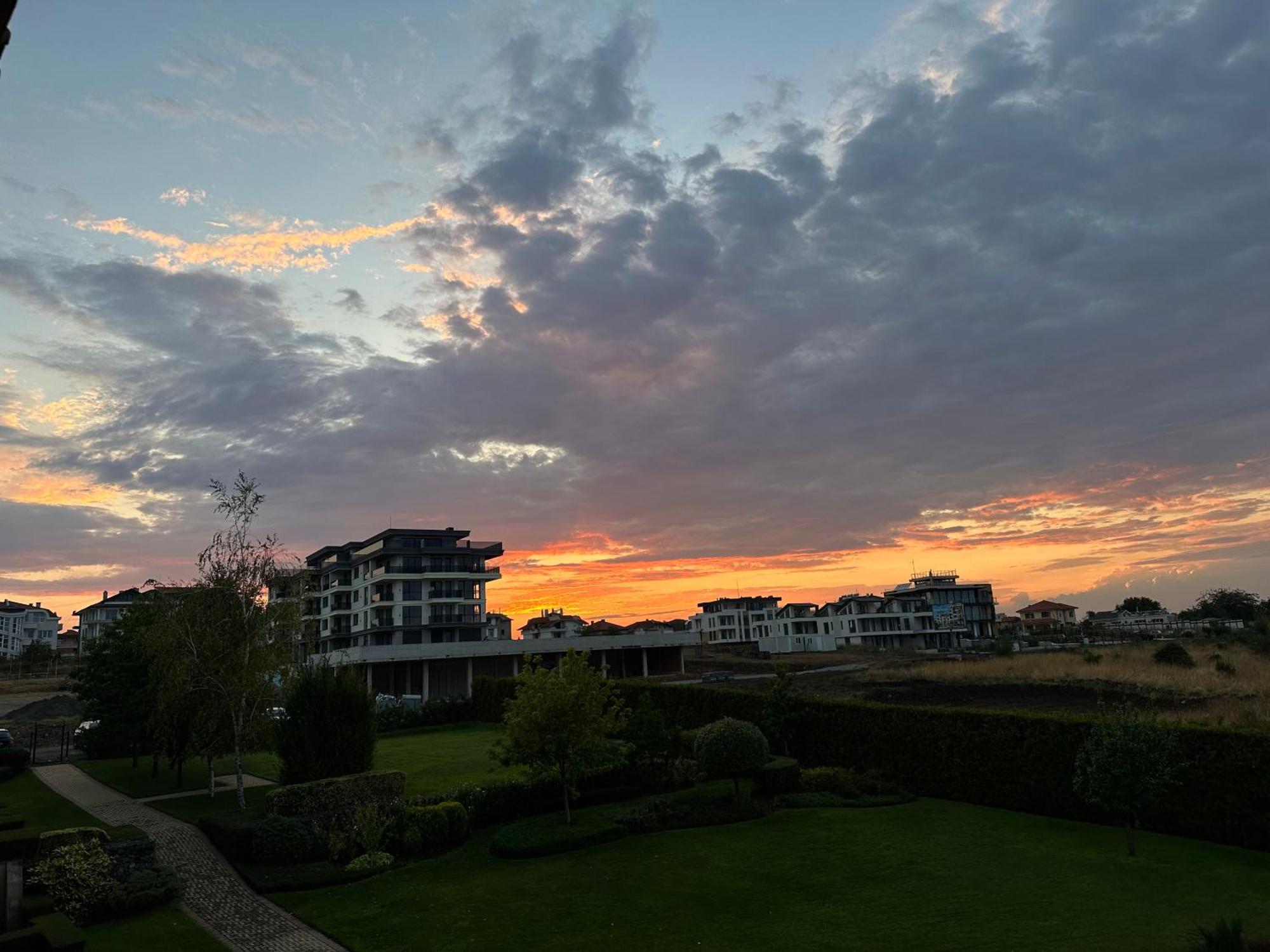 Studio E32 Atia Resort Chernomoretz Tjernomorets Exteriör bild